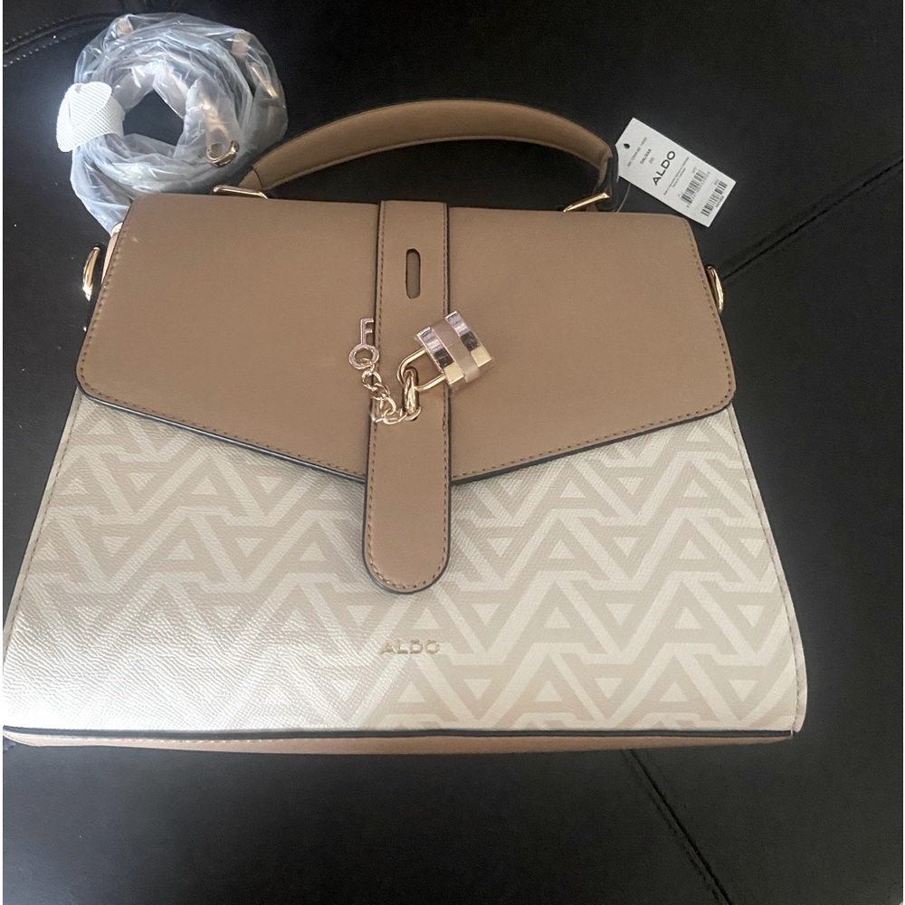 BEAUTIFUL ALDO SHOULDER BAG (NEW)